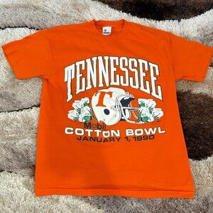 VINTAGE Tennessee Volunteers tee